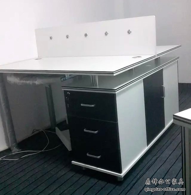 简易办公对桌