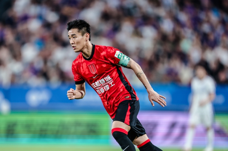 足协杯五佳球：韦世豪任意球居首 泽卡奔袭入选