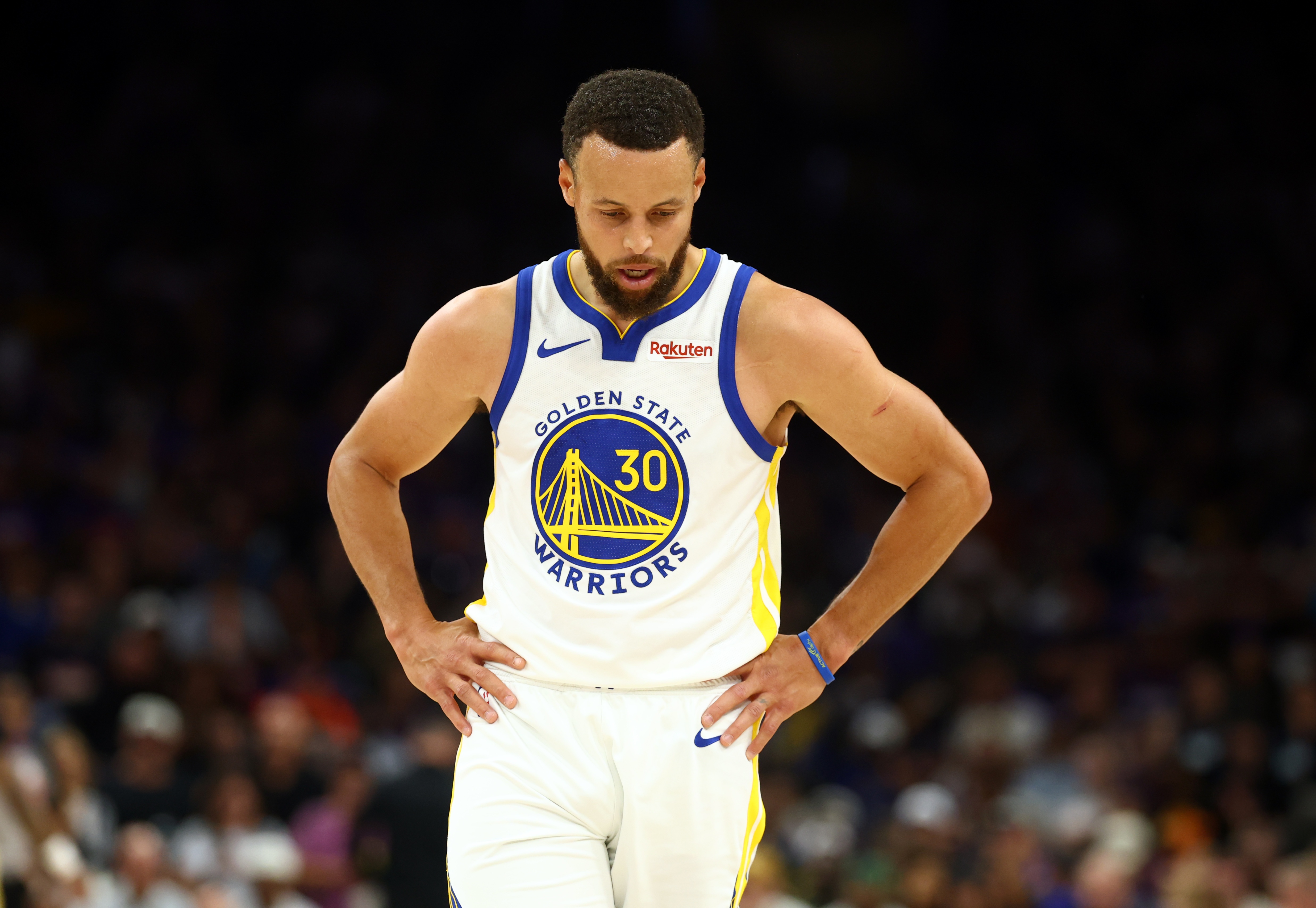 NBA单场5+三分榜：库里30岁后260场居首 哈登242场第二