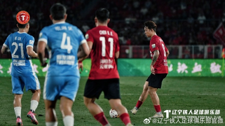 辽宁铁人楠波湾队4-4战平河南俱乐部彩陶坊队