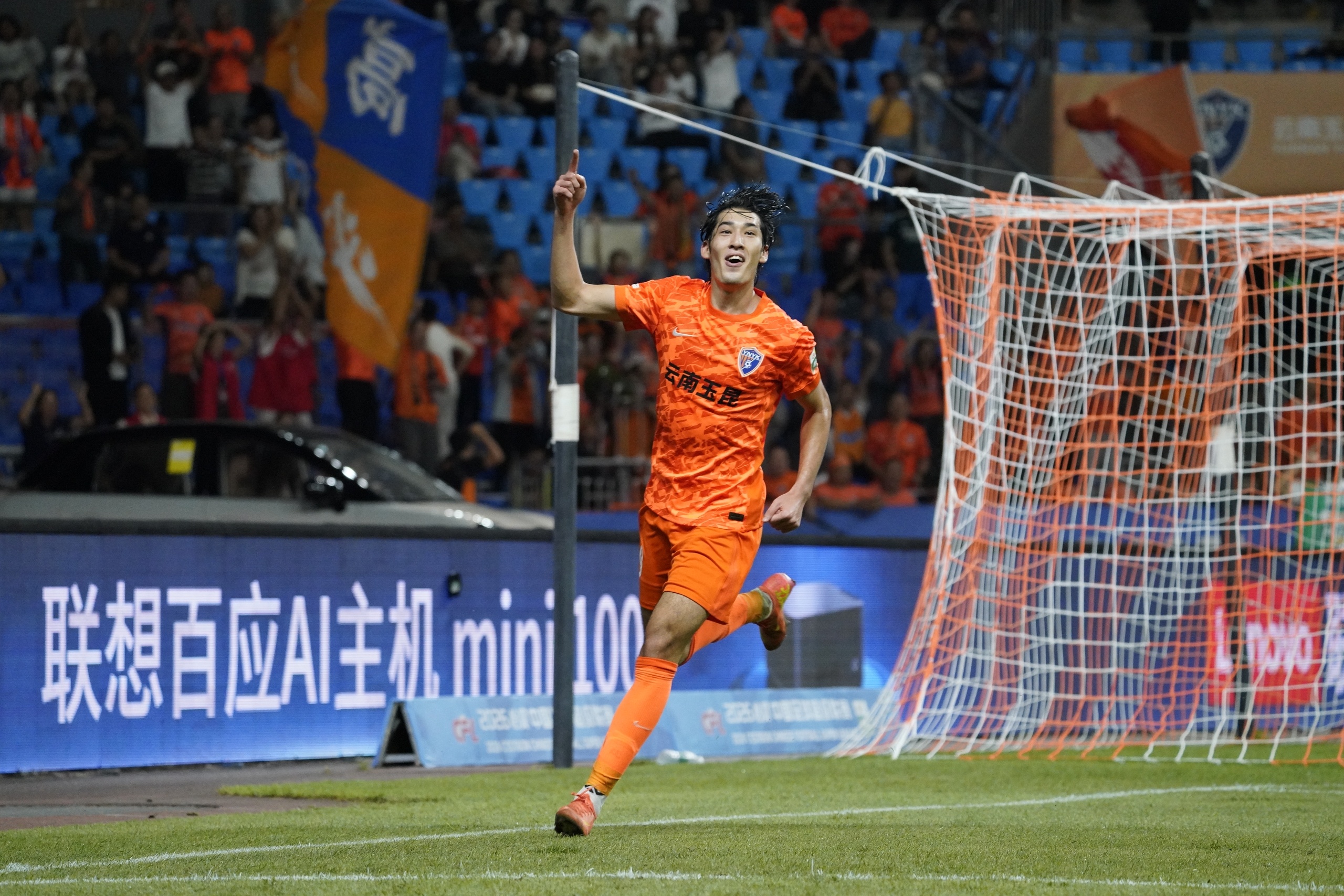高中生进国足！6名05后小将进国足：布尼亚明+王庚睿08 赵松源09