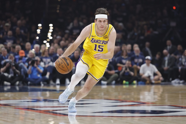 Buha：若新赛季表现不佳 甚至可能重新考虑交易里夫斯或凯斯勒